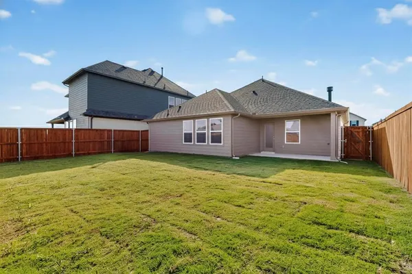 $1,990 | 733 Fencerow Trail, Weston, TX 75009