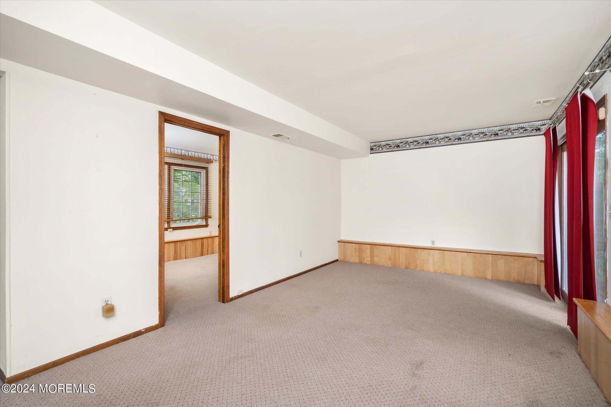 3720 River Road Point Pleasant, NJ 08742 - Photo 25 of 28 a view of an empty room