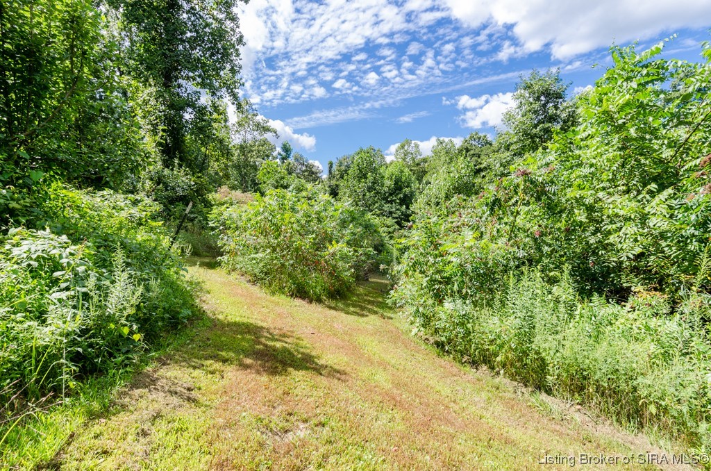 132 South Garrison Hollow Road Salem, IN 47167 - Photo 36 of 44