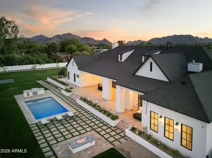 $5,994,998 | 10229 North 64th Street, Paradise Valley, AZ 85253