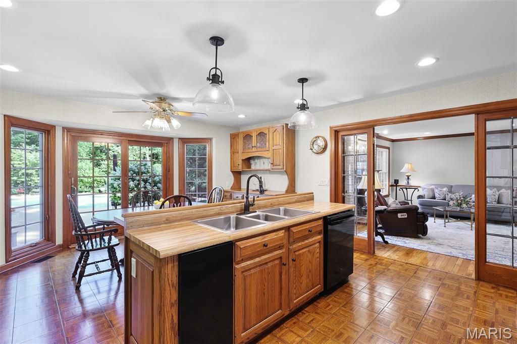 1897 Point Oak Road Des Peres, MO 63131 - Photo 14 of 47 Gallery Image 14