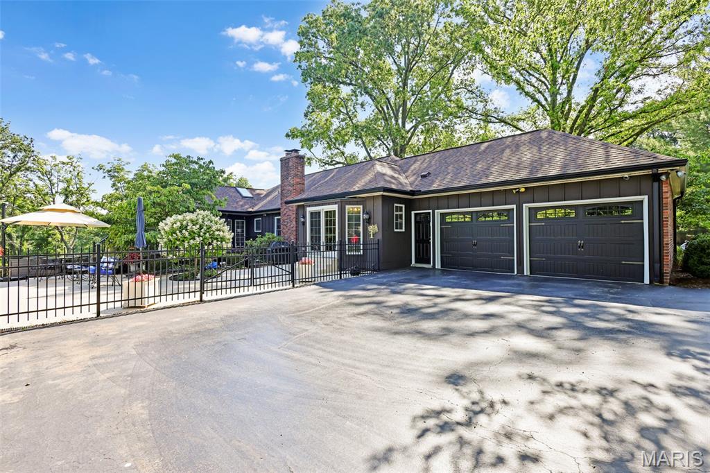1897 Point Oak Road Des Peres, MO 63131 - Photo 41 of 47 Gallery Image 41