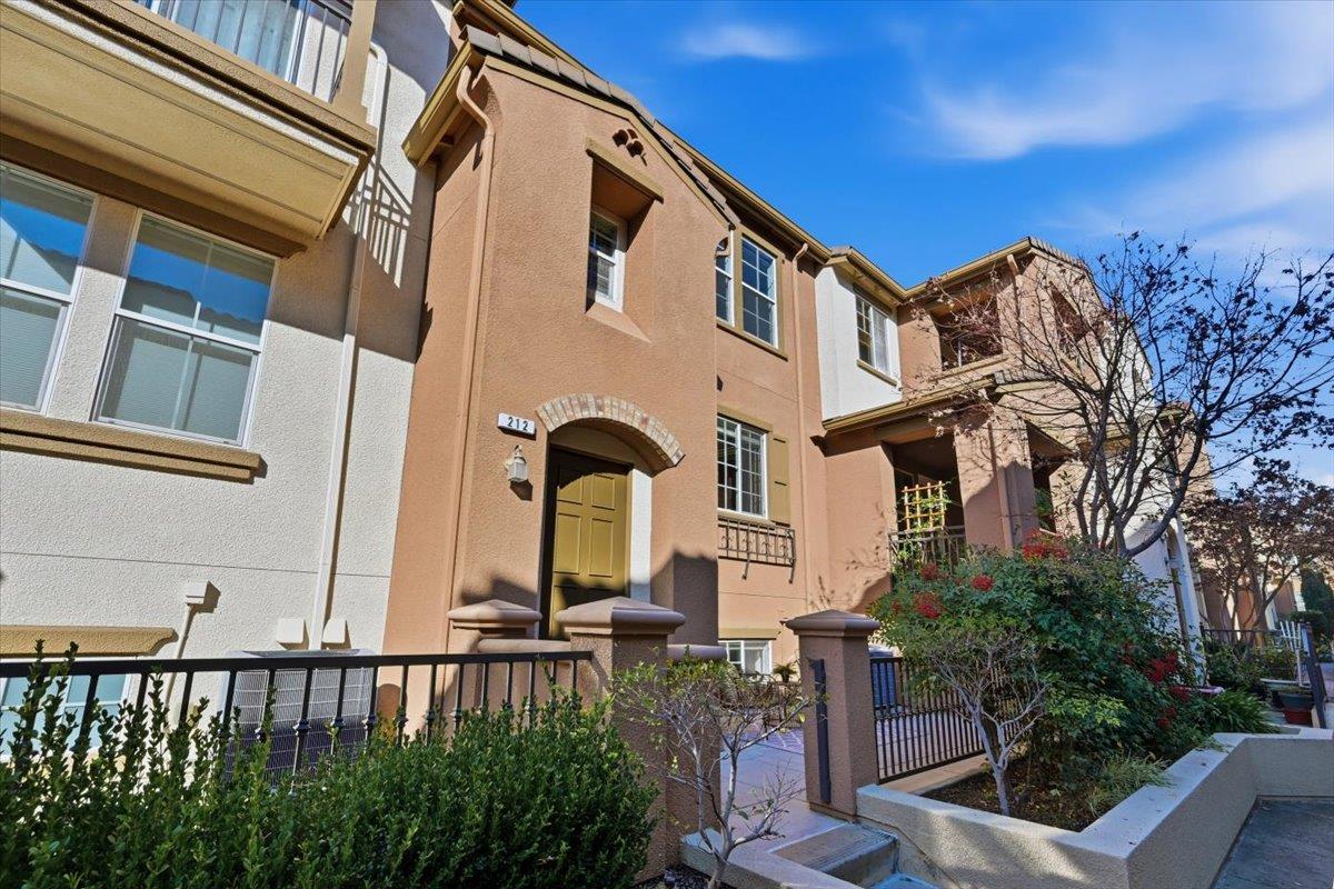 212 Boston Fern Common Fremont, CA 94539 - Photo 2 of 76