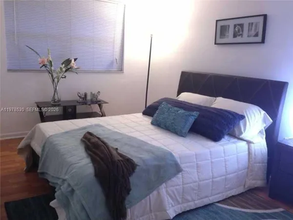 $1,945 | 15600 Southwest 80th Street, Unit L302, Miami, FL 33193