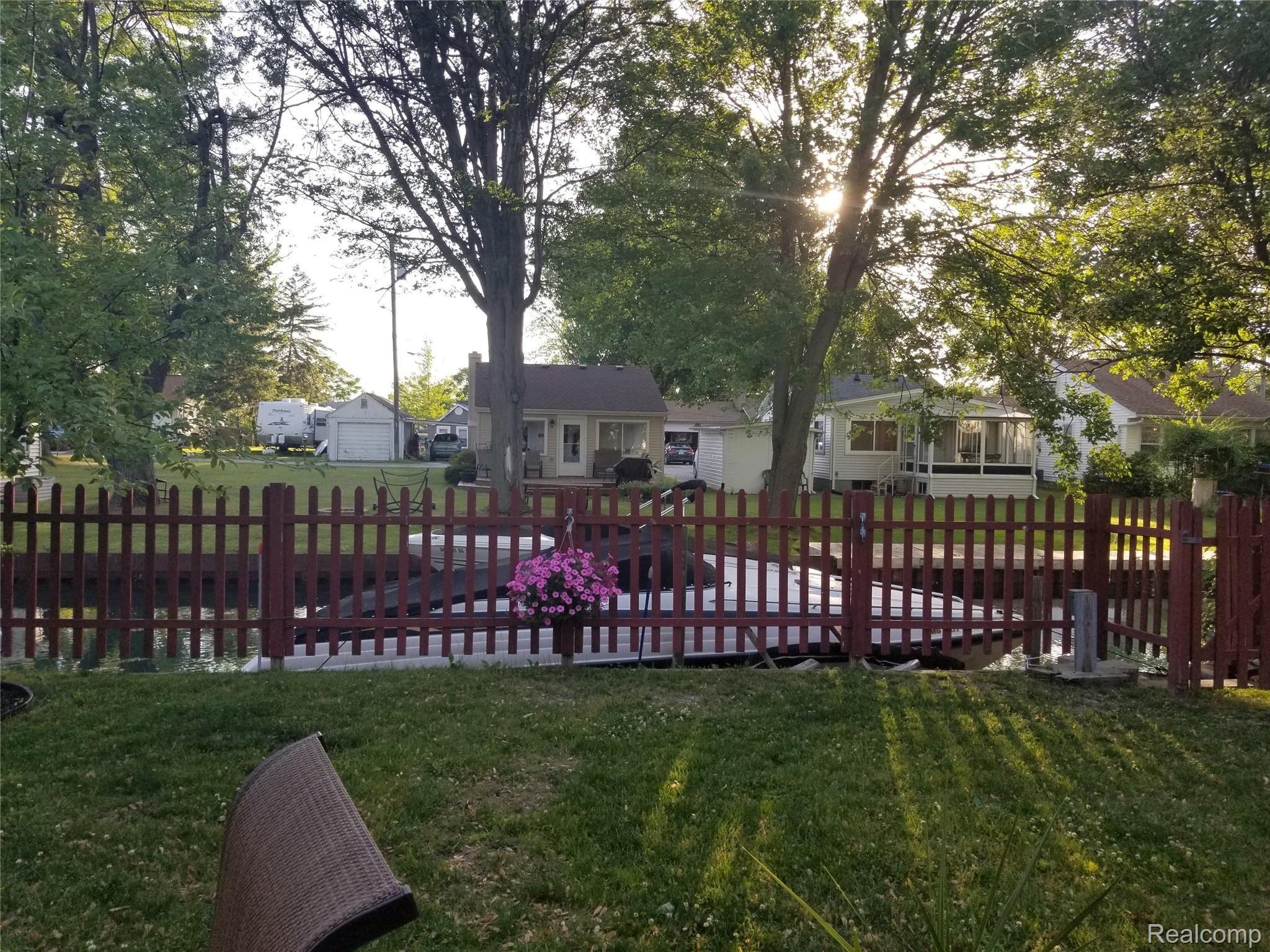 165 Kenyon Road Algonac, MI 48001 - Photo 27 of 37 82341968_826553191139013_2690555990264250368_n.jpg
