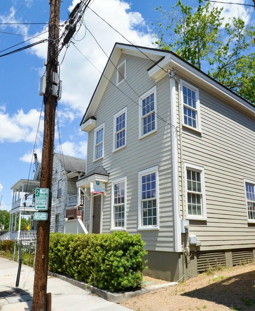 272 Coming Street, Unit D Charleston, SC 29403 - Photo 2 of 21 tempImageduMAak