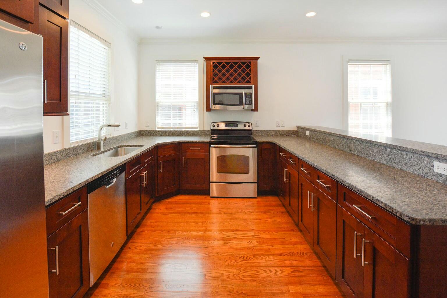 272 Coming Street, Unit D Charleston, SC 29403 - Photo 6 of 21 tempImageSv4sbV