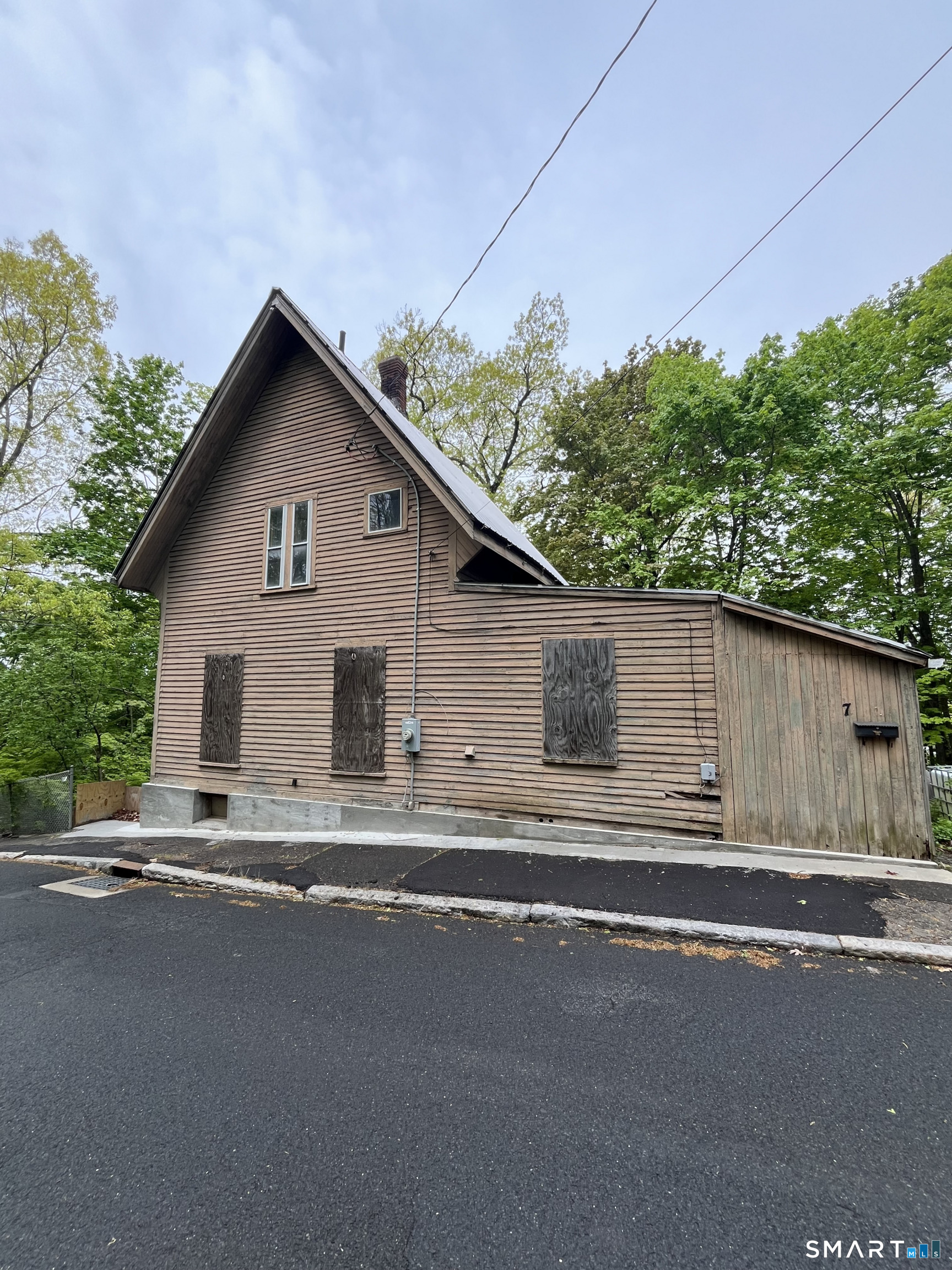 7 Chestnut Street Vernon, CT 06066 - Photo 1 of 3