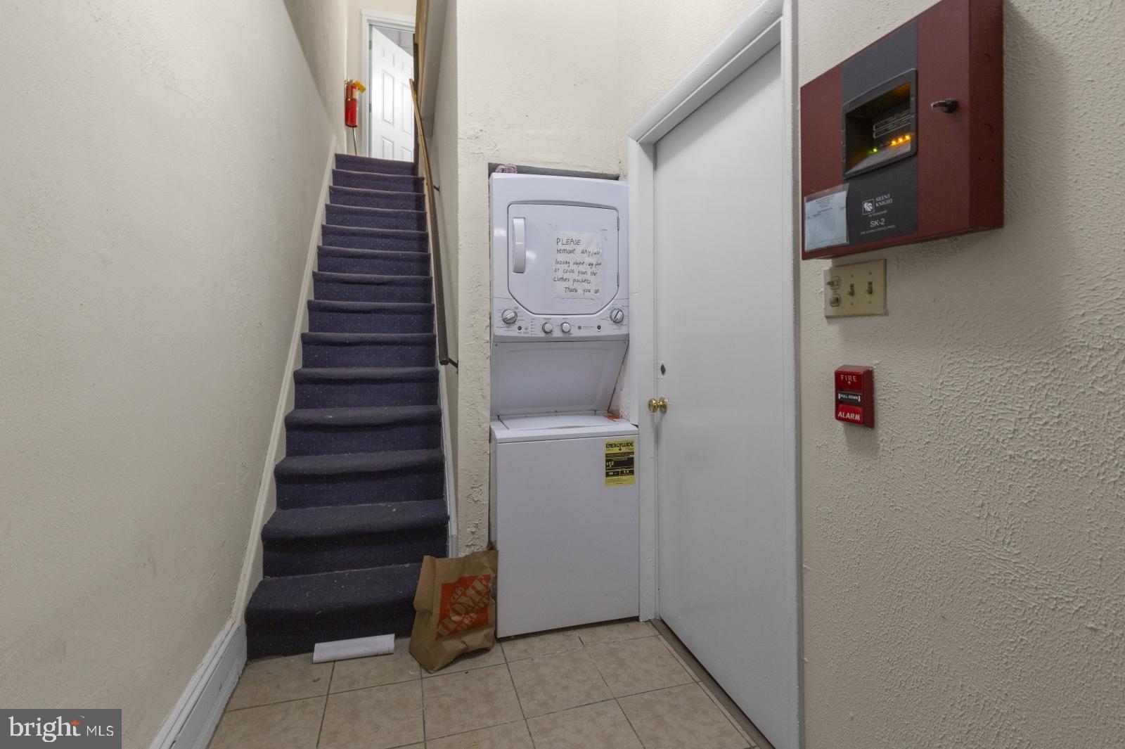 4034 Baring Street, Unit 2 Philadelphia, PA 19104 - Photo 17 of 20
