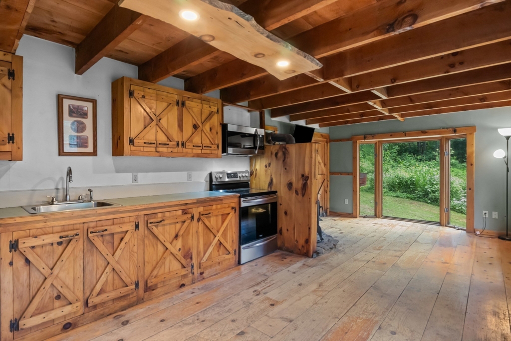 63 King Road North Brookfield, MA 01535 - Photo 7 of 30