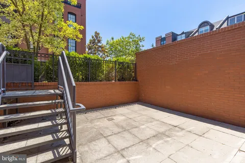 a view of outdoor space