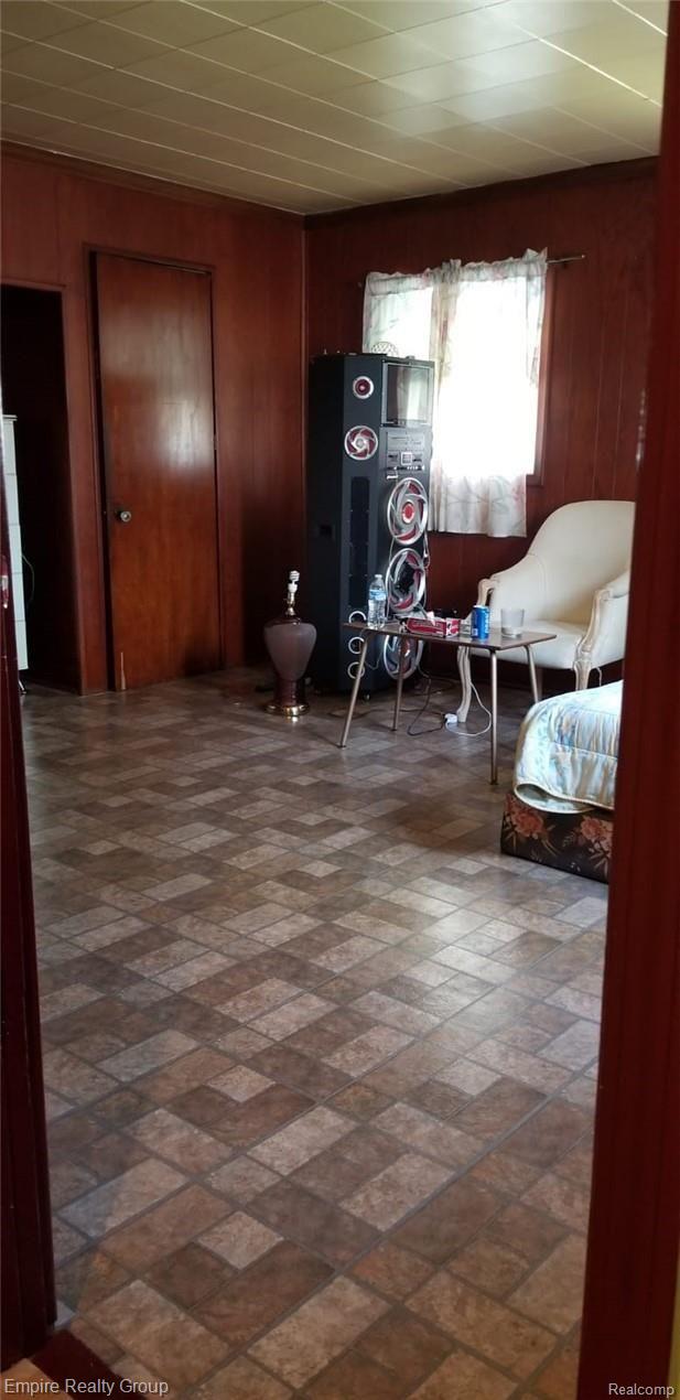 6614 Rutherford Street Detroit, MI 48228 - Photo 6 of 22 WhatsApp Image 2019-04-27 at 9.01