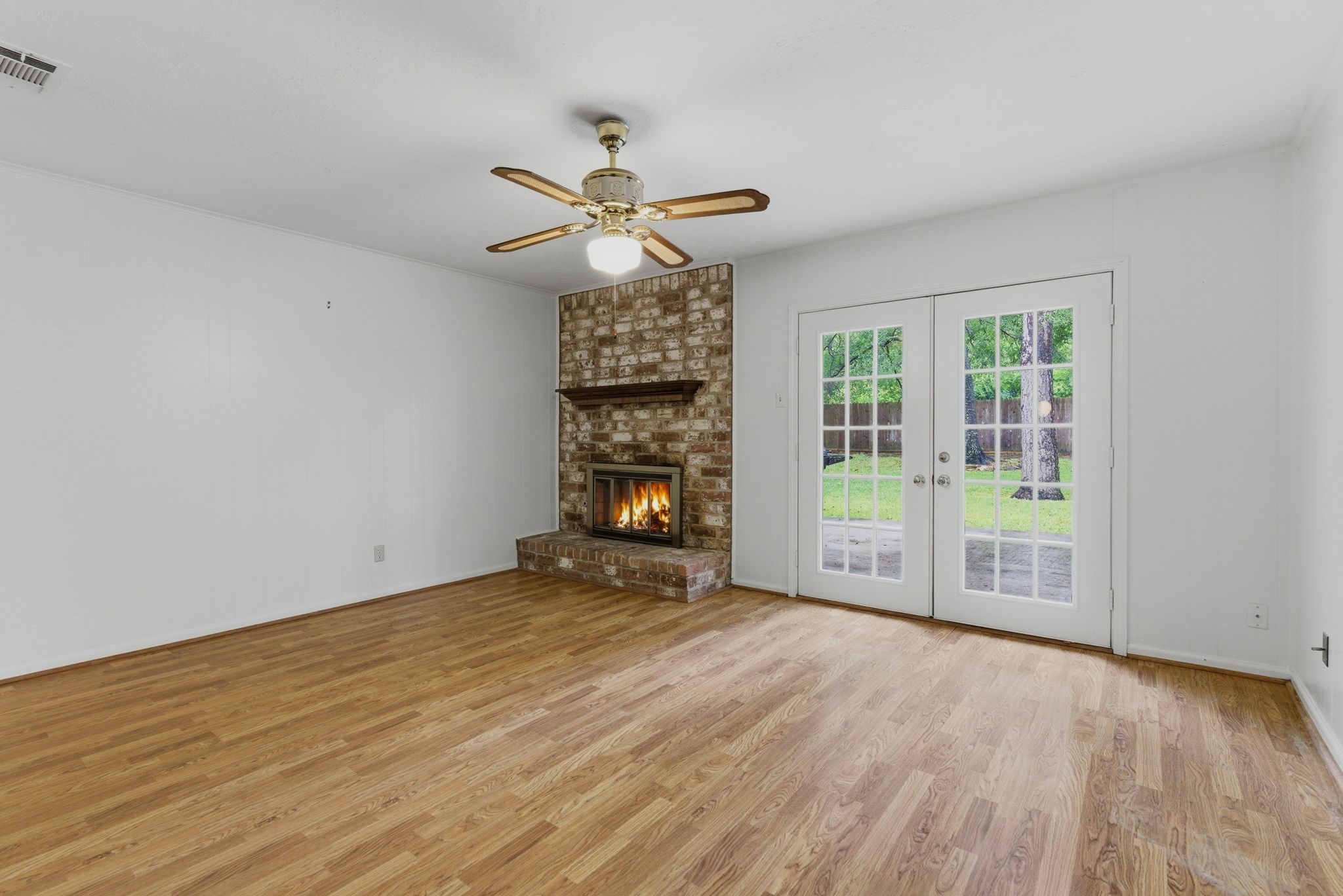 26503 Hillside Drive Spring, TX 77386 - Photo 13 of 28 Living Room Opens to Backyard