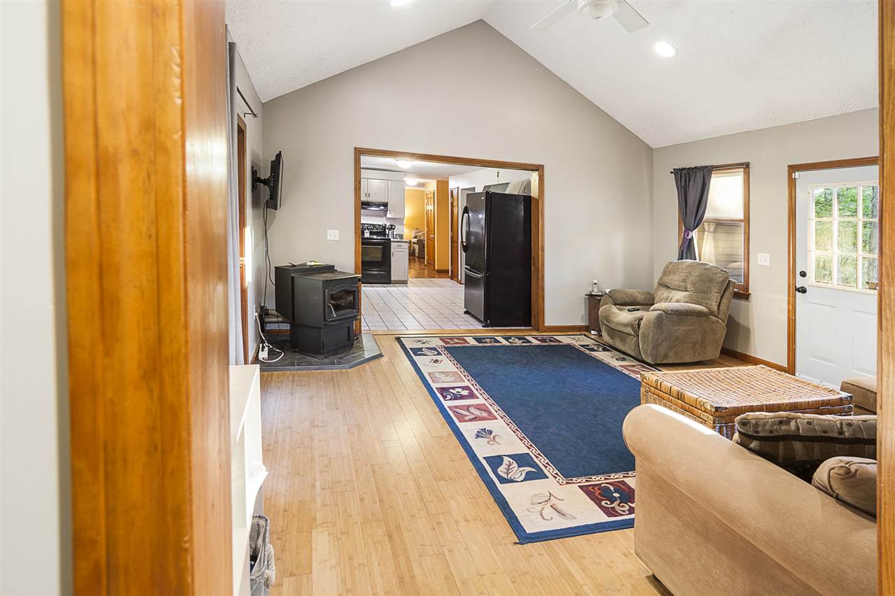 47 Jennison Road Milford, NH 03055 - Photo 10 of 39