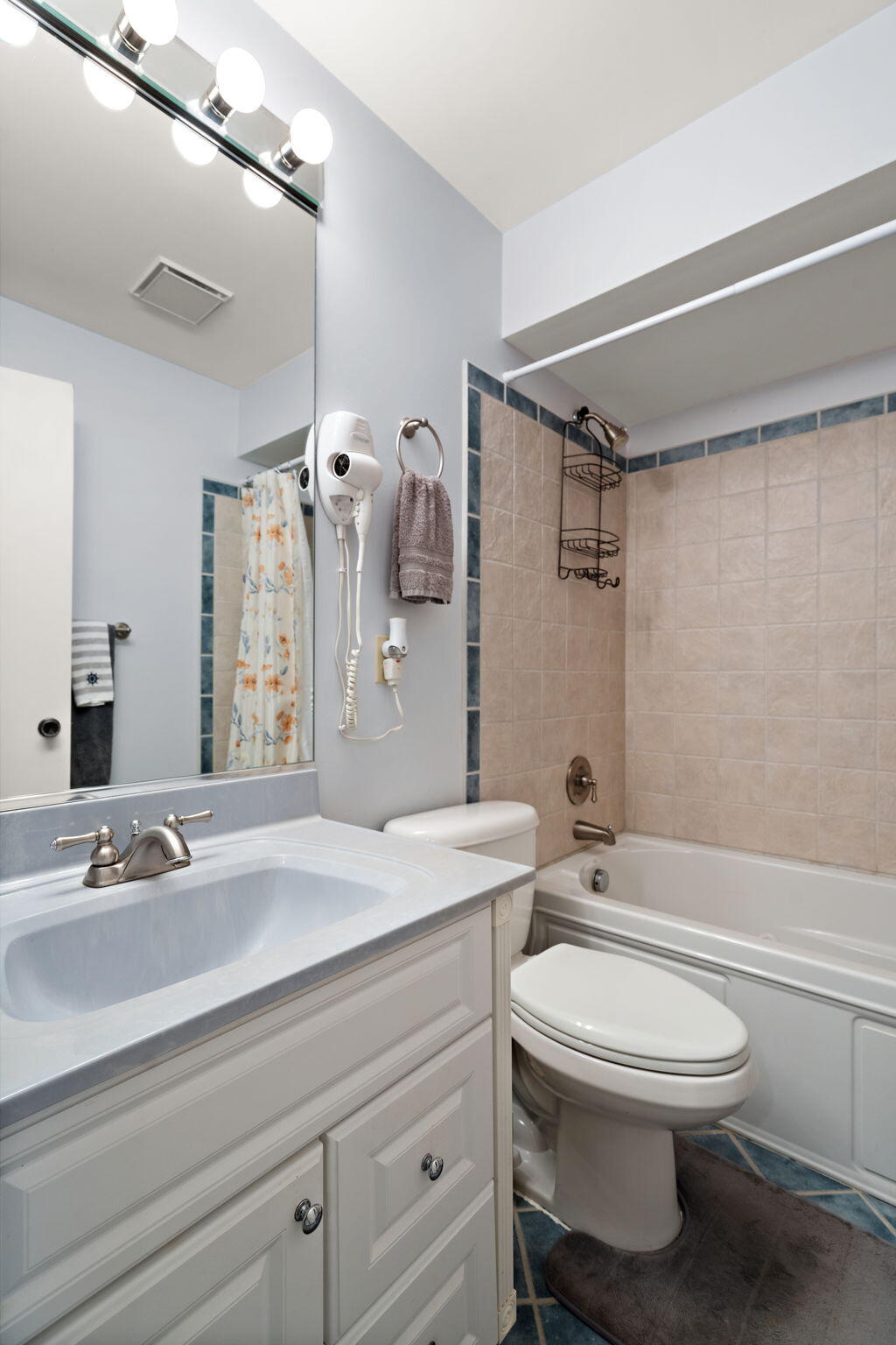 5015 Spinnaker Lane, Unit C Crown Point, IN 46307 - Photo 13 of 24 1024x1536