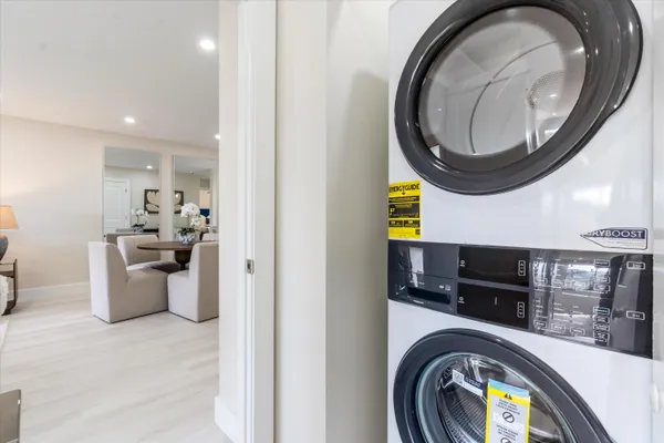 a view of living room washer and dryer