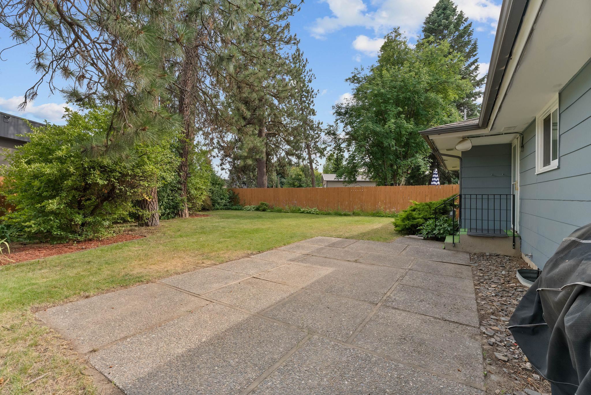 201 West Barnes Road Spokane, WA 99218 - Photo 34 of 40