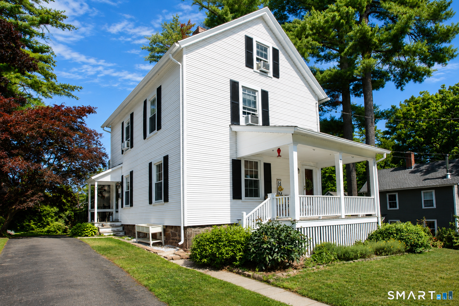 7 Middle Lane Simsbury, CT 06070 - Photo 1 of 27