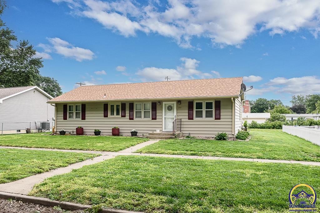 207 Main Street Perry, KS 66073 - Photo 2 of 20