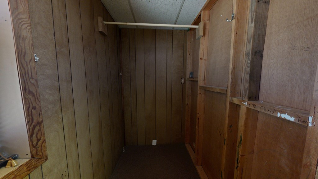 643 Lichfield Road Columbus, GA 31904 - Photo 38 of 48 Lower level closet
