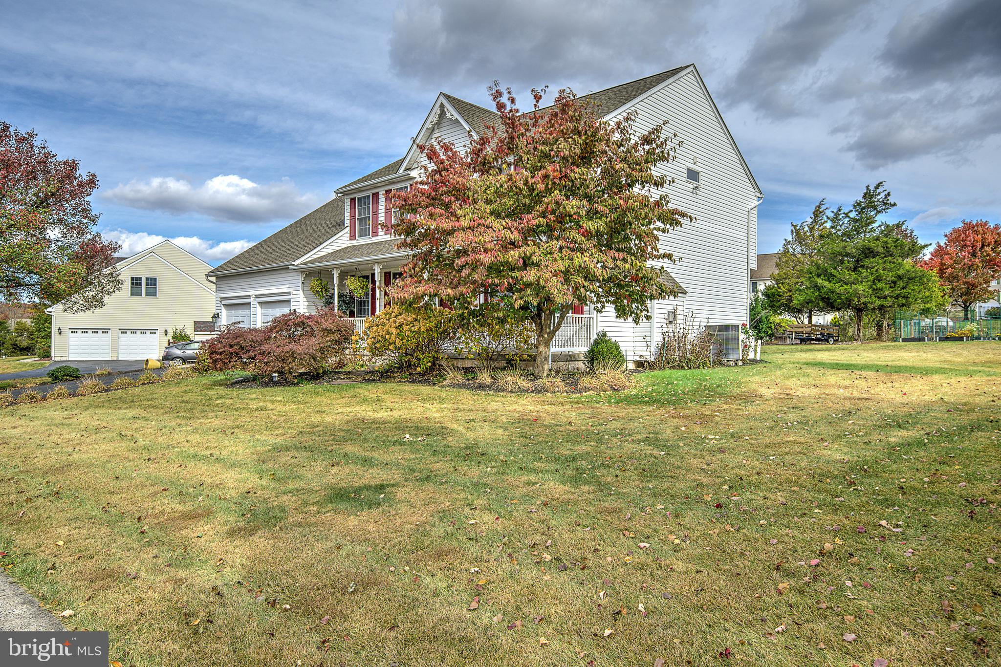 2552 Brooke Road Pennsburg, PA 18073 - Photo 5 of 58 Gallery Image 5