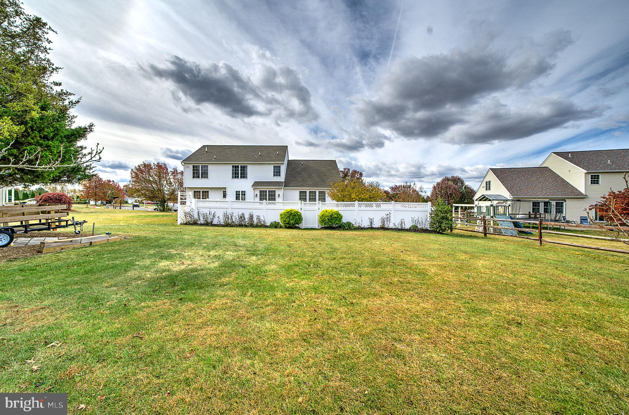 2552 Brooke Road Pennsburg, PA 18073 - Photo 9 of 58 Gallery Image 9