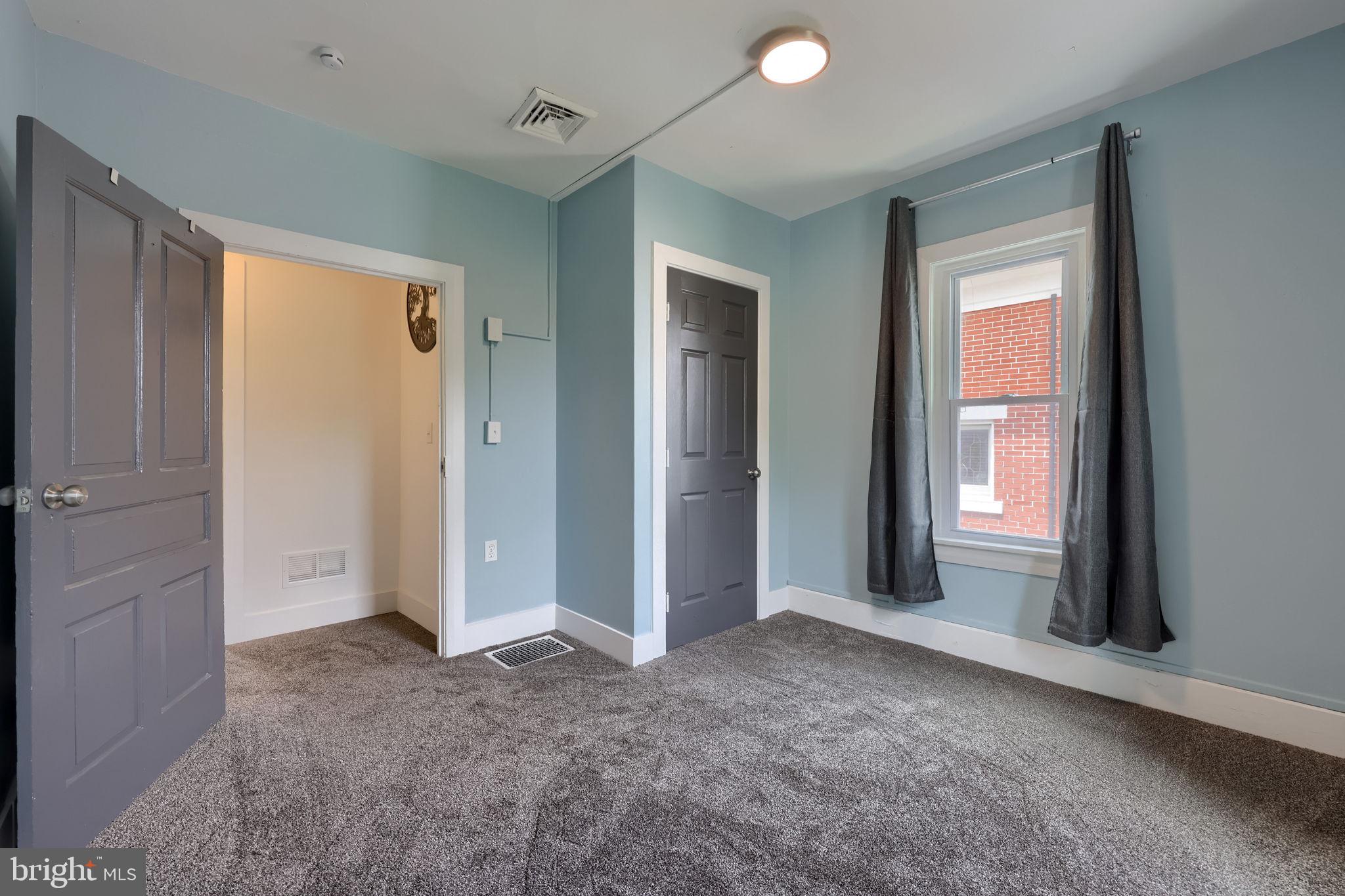 217 North Charles Street Red Lion, PA 17356 - Photo 29 of 37