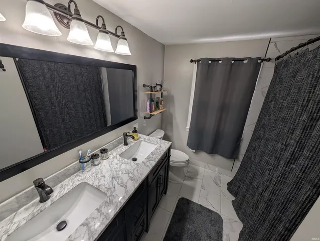 $166,000 | 710 Jefferson Street, Lawrenceville, IL 62439