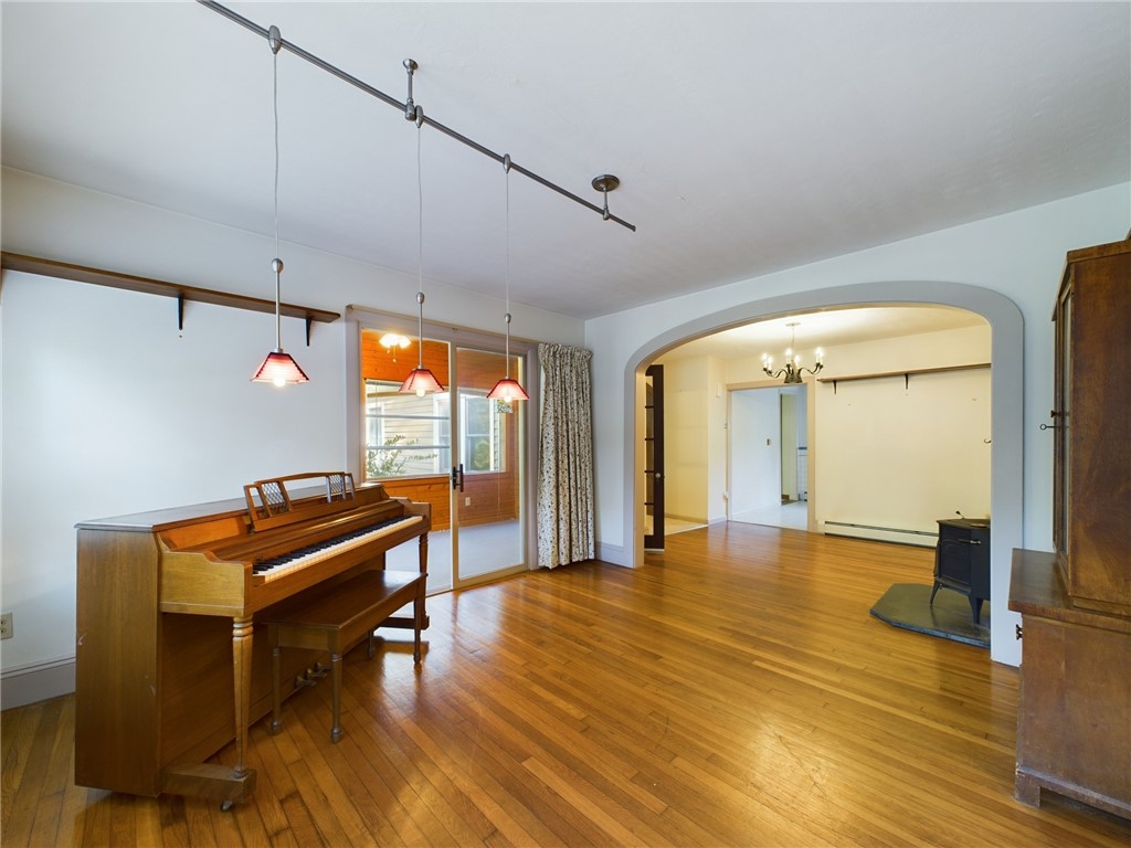 25 Arrow Head Trail South Kingstown, RI 02879 - Photo 13 of 38 The piano is waiting for you