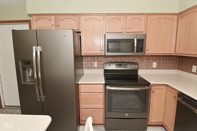 $240,000 | 1645 Vidalia Court, Greenwood, IN 46143