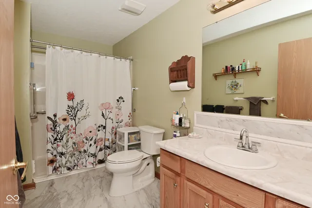 $240,000 | 1645 Vidalia Court, Greenwood, IN 46143