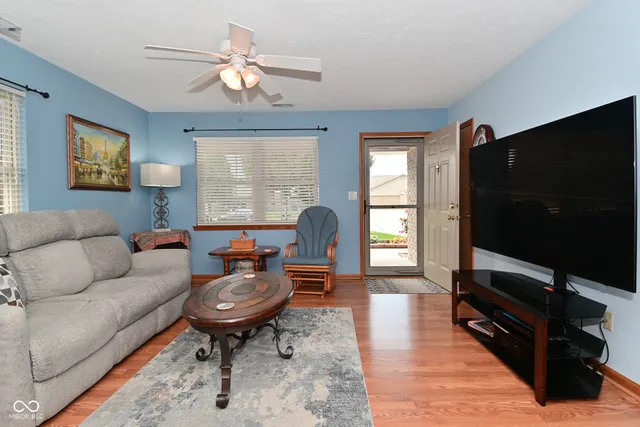 $240,000 | 1645 Vidalia Court, Greenwood, IN 46143