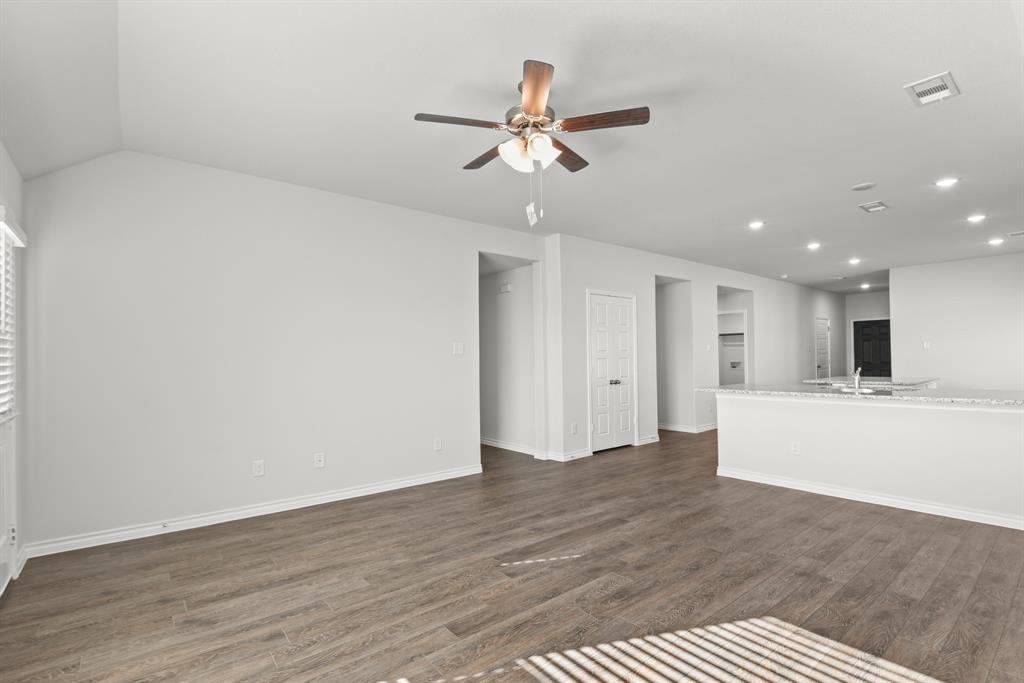 5045 Wellborn Road Crowley, TX 76036 - Photo 6 of 40