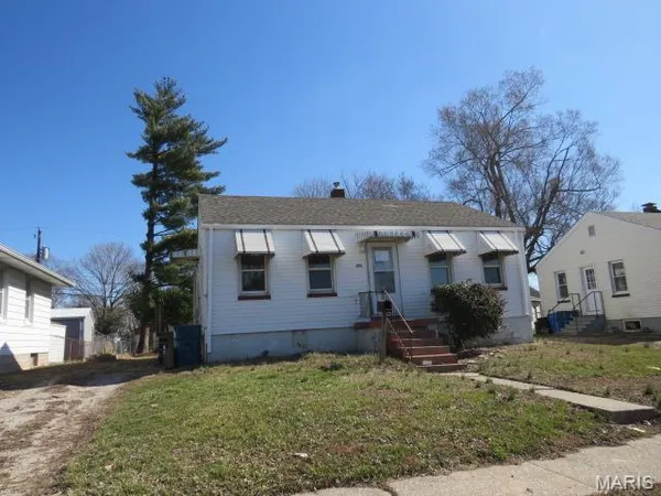 $24,900 | 128 Bonds Avenue, East Alton, IL 62024