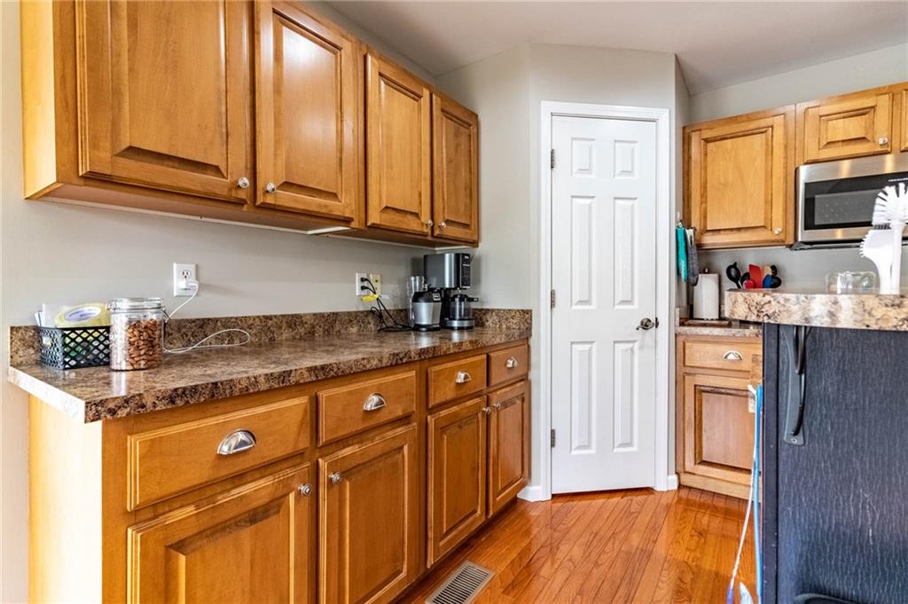 1917 Country Ridge Drive Warrensburg, MO 64093 - Photo 12 of 42
