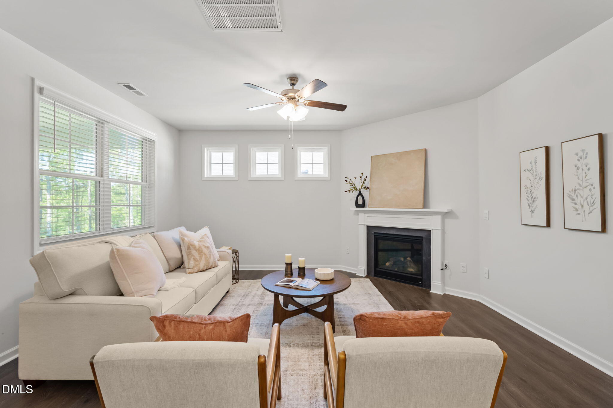 3032 Crossman Lk Road Durham, NC 27703 - Photo 4 of 29