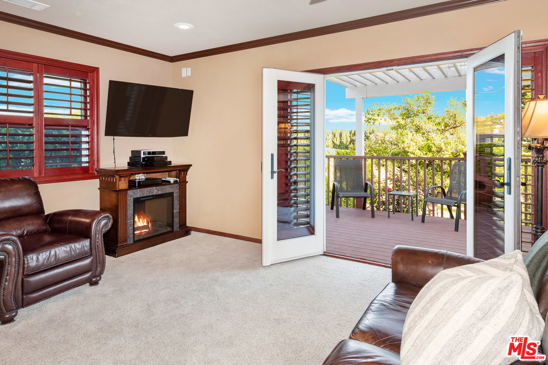 3530 Landfair Road Pasadena, CA 91107 - Photo 22 of 32 Gallery Image 22
