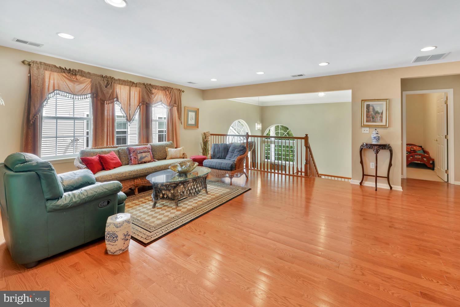 19 Shoemaker Road Manalapan, NJ 07726 - Photo 24 of 45 Gallery Image 24