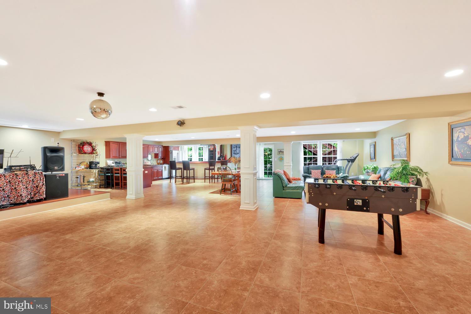 19 Shoemaker Road Manalapan, NJ 07726 - Photo 34 of 45 Gallery Image 34