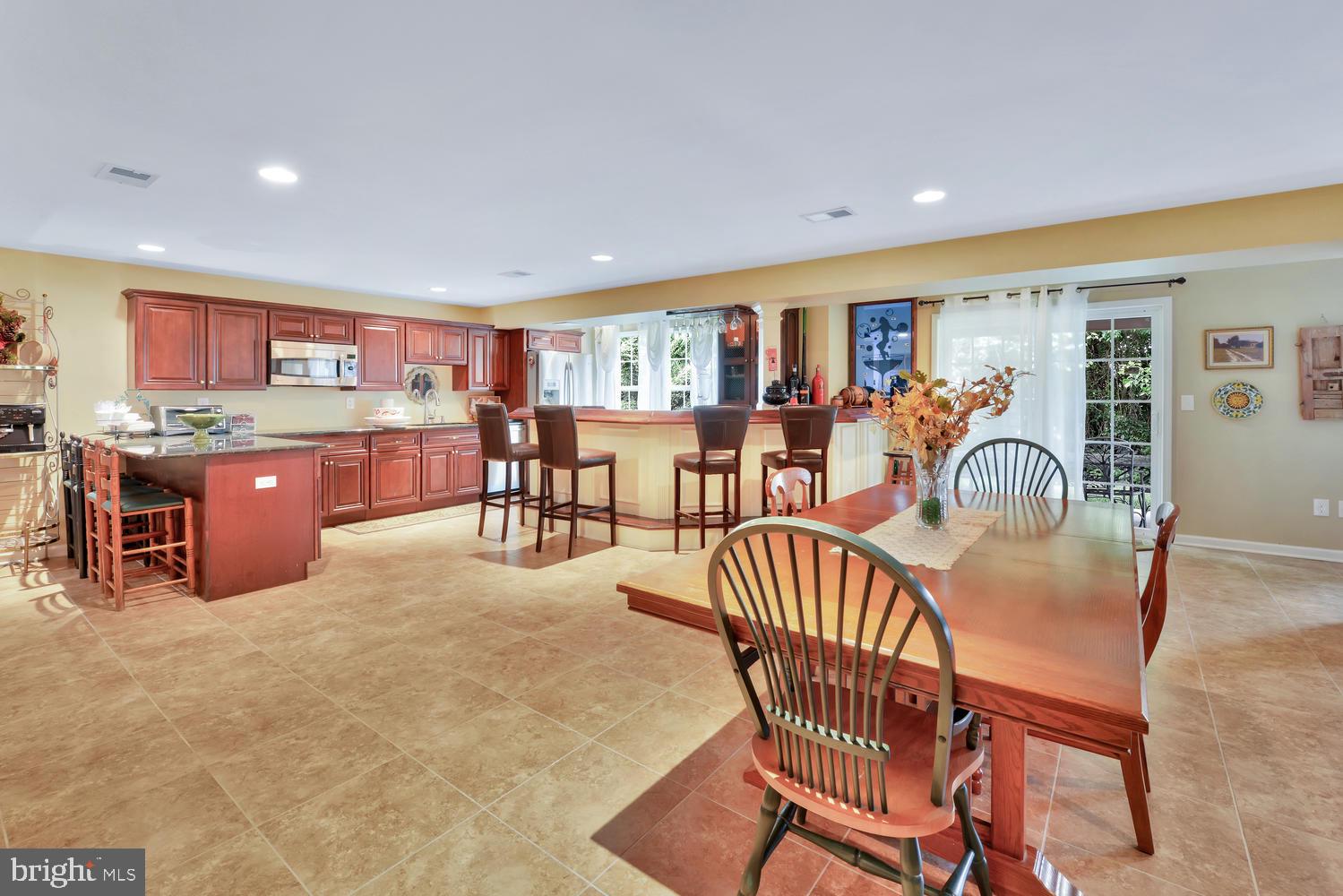 19 Shoemaker Road Manalapan, NJ 07726 - Photo 38 of 45 Gallery Image 38