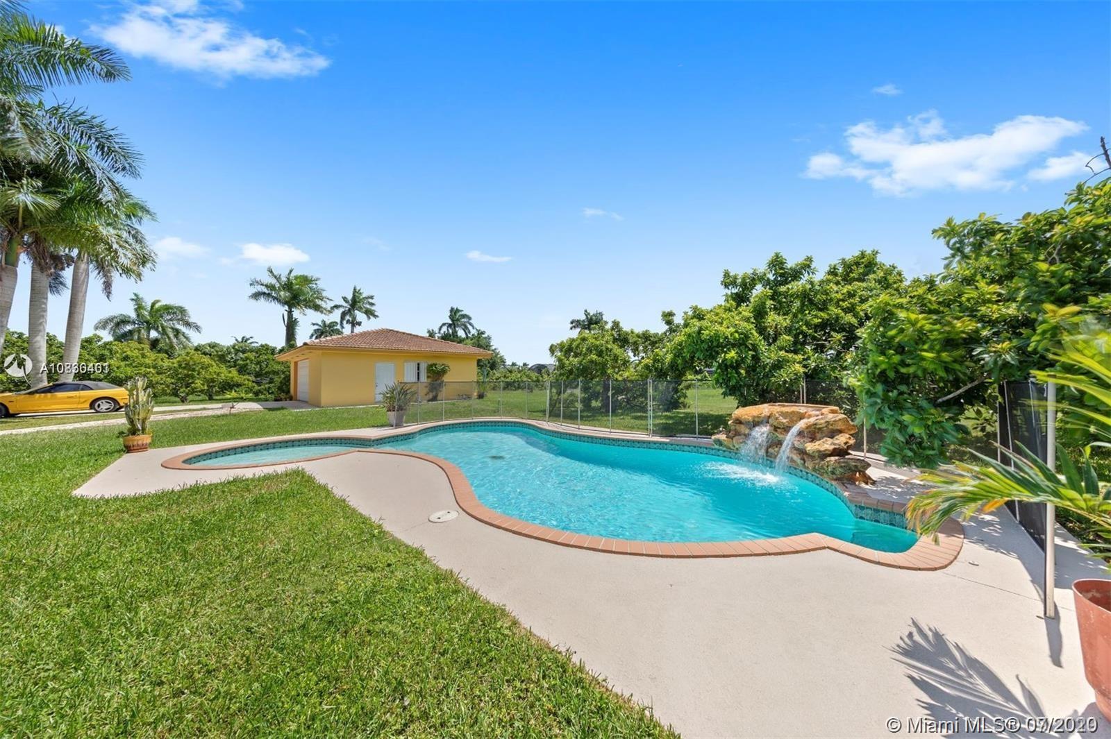 19790 Southwest 248th Street Homestead, FL 33031 - Photo 5 of 19 Gallery Image 5