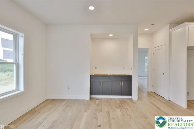 $729,900 | 448 Long Lane Road, Walnutport, PA 18088