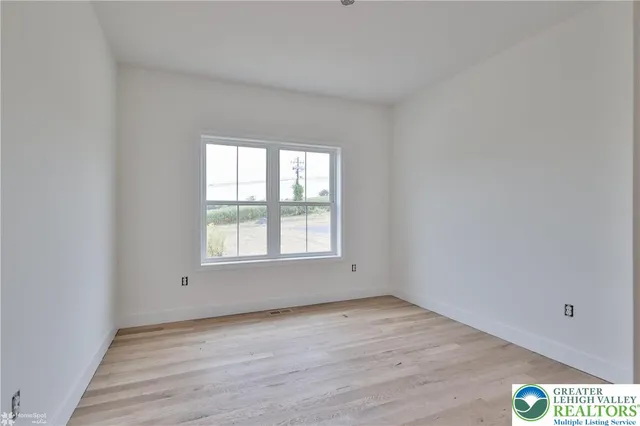 $729,900 | 448 Long Lane Road, Walnutport, PA 18088