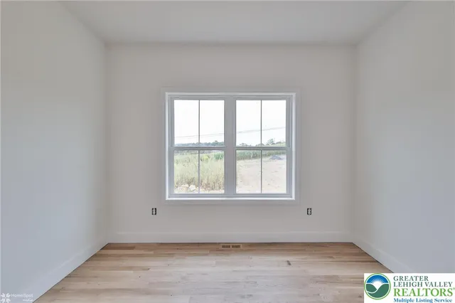 $729,900 | 448 Long Lane Road, Walnutport, PA 18088