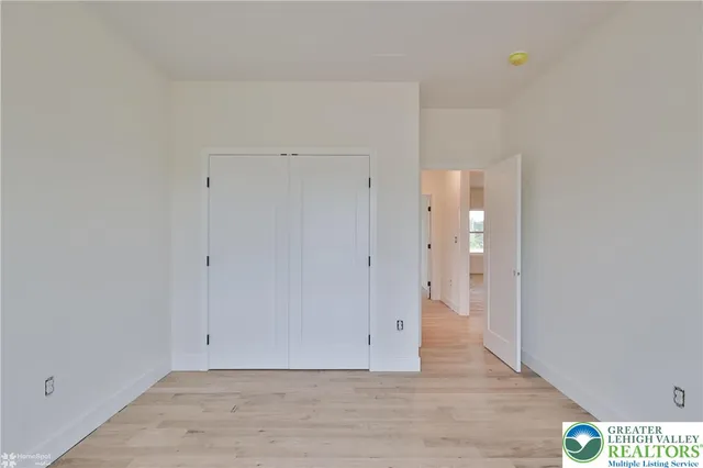 $729,900 | 448 Long Lane Road, Walnutport, PA 18088