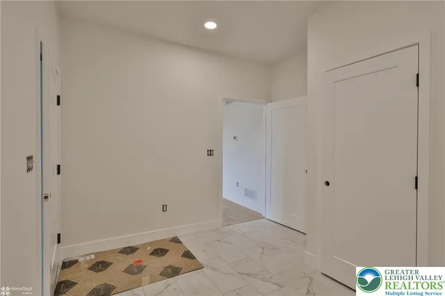 $729,900 | 448 Long Lane Road, Walnutport, PA 18088