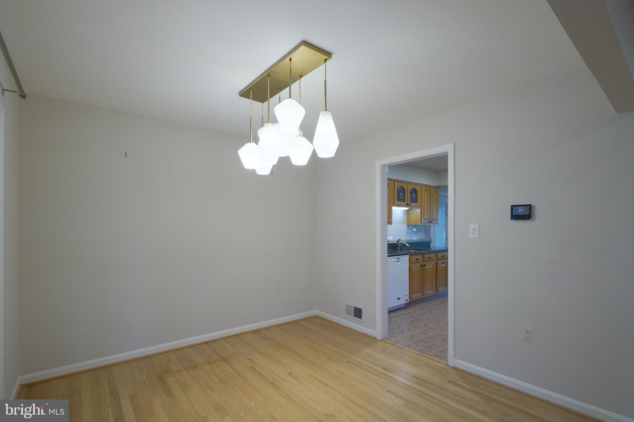 2403 Arrow Park Drive Alexandria, VA 22306 - Photo 11 of 56 Dining Room