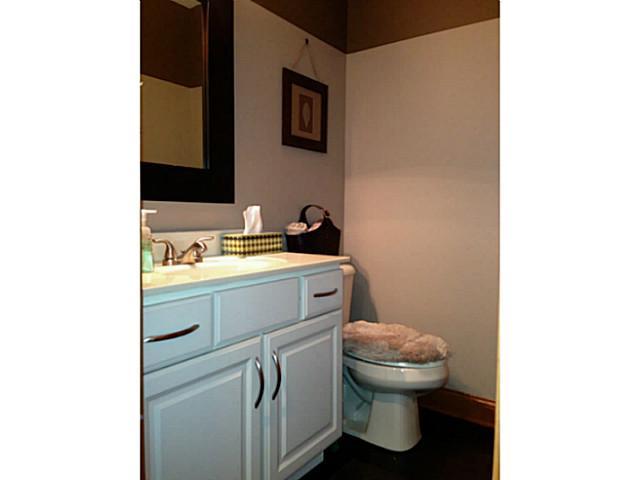 1237 Greenoak Court Springfield, OH 45503 - Photo 9 of 20