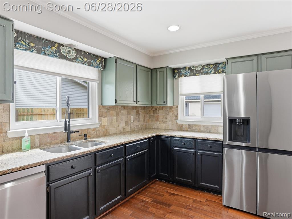 282 East Gates Street Romeo, MI 48065 - Photo 11 of 37