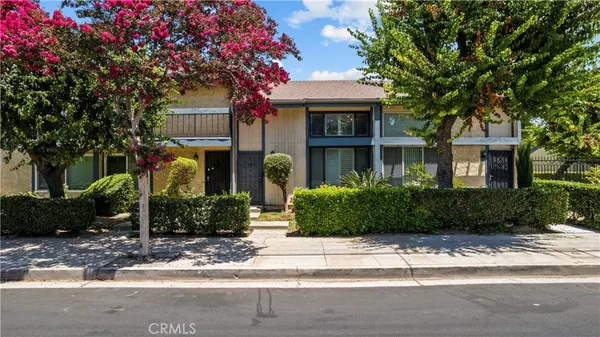 $419,777 | 16745 Vanowen Street, Van Nuys, CA 91406